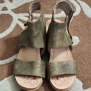 Bionica Olive Sandals